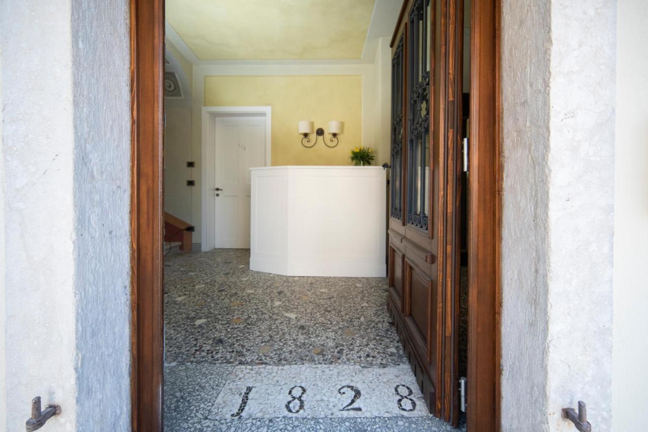La Canonica Suite Apartments New Location Trento Eksteriør bilde