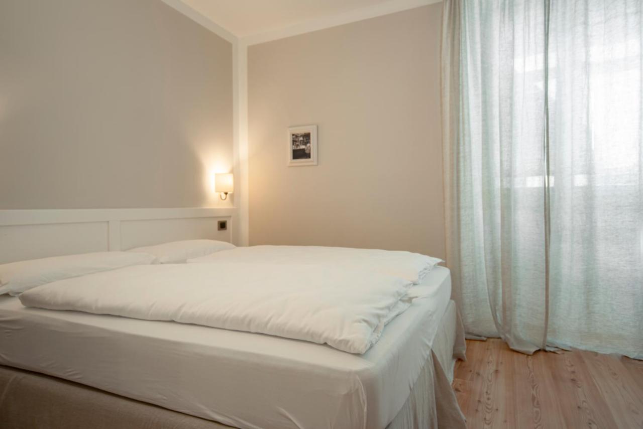 La Canonica Suite Apartments New Location Trento Eksteriør bilde