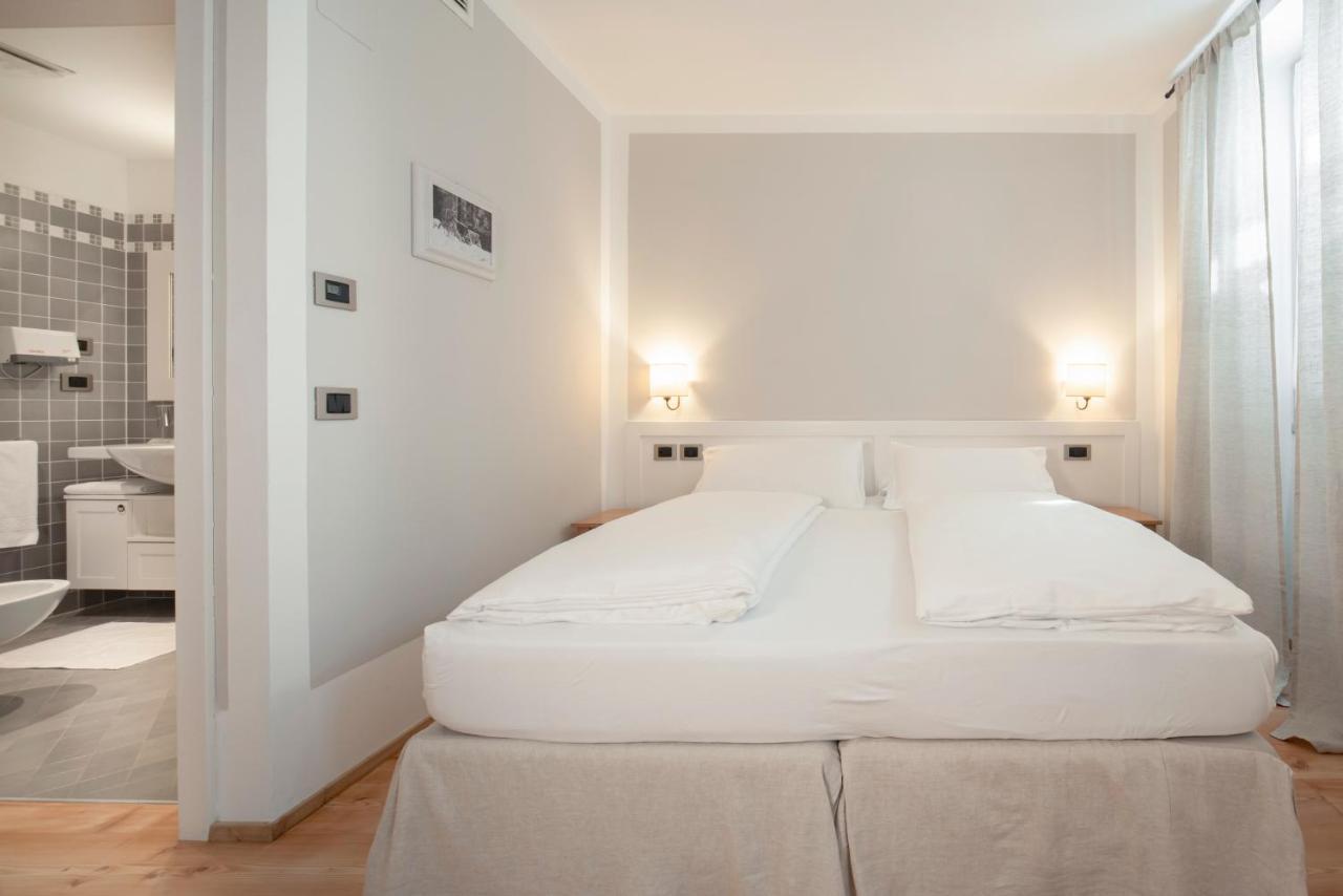 La Canonica Suite Apartments New Location Trento Eksteriør bilde